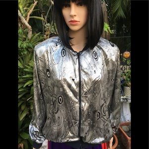SALE 💃🏻VINTAGE 1980’S SILVER LAME JACKET